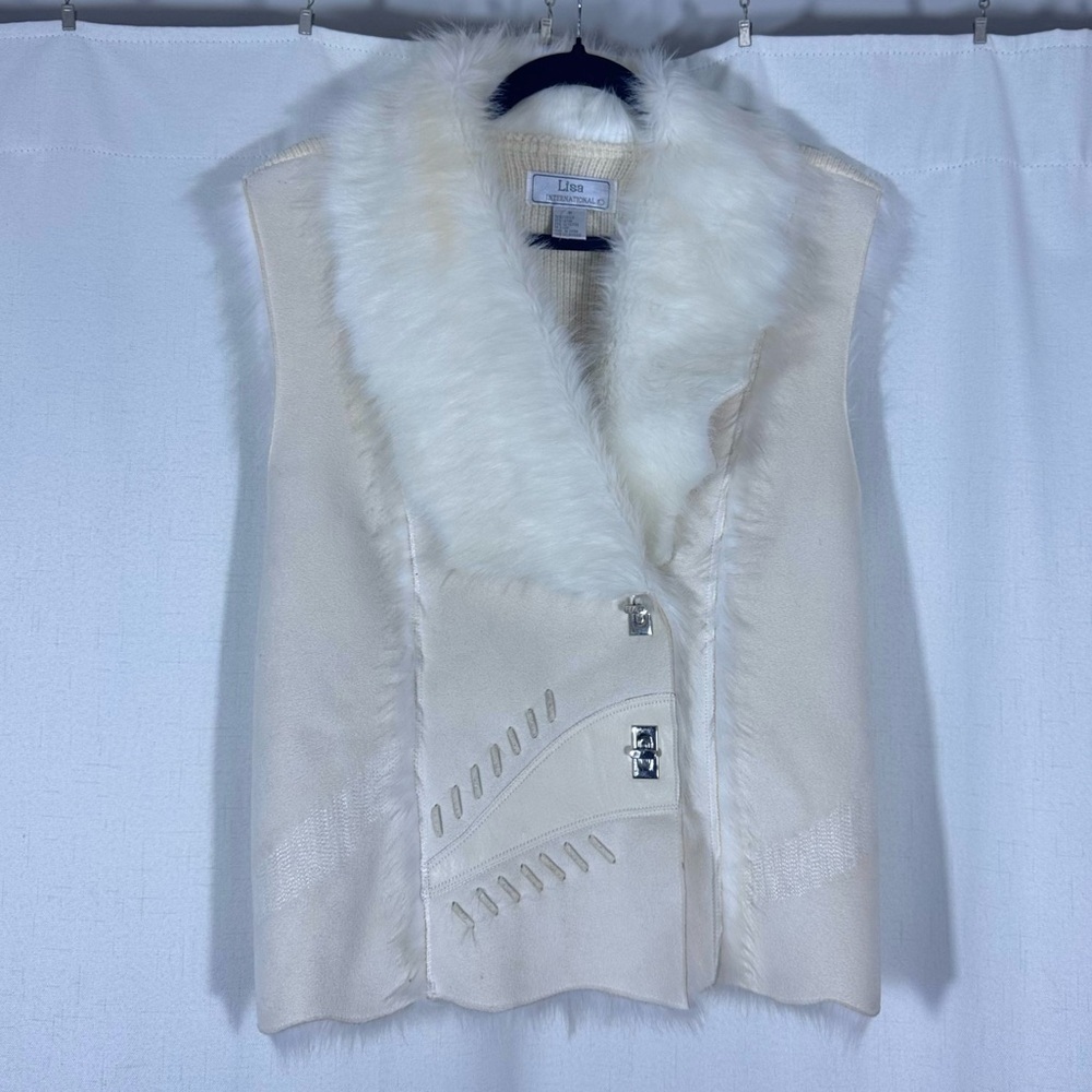 Vintage White Faux Fur Trim Vest by Lisa International